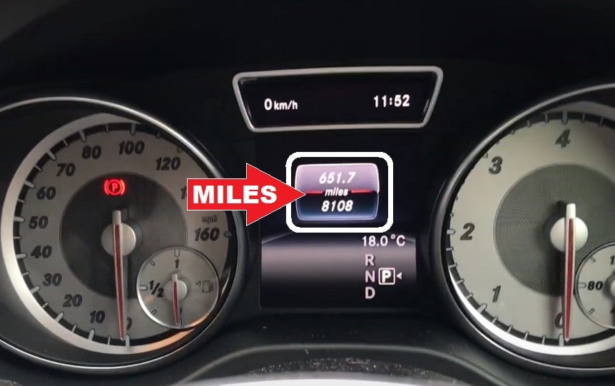 Mercedes-benz A-Class W176 Oil Service Light Reset -mileage is displayed